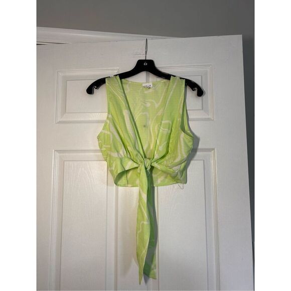 Le Lis crop top size medium C10-18 - Picture 1 of 3